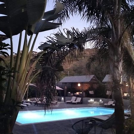 Almirikia Apartments Mourteri Luaran gambar