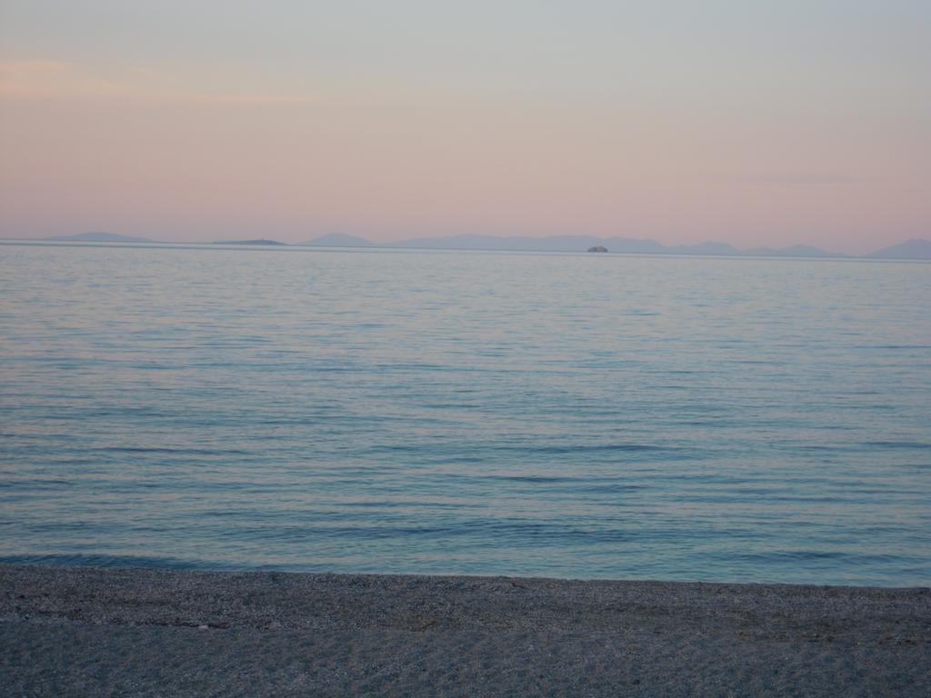 Almirikia Apartments Mourteri Bilik gambar