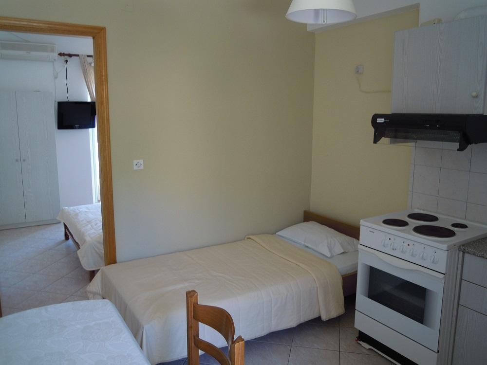 Almirikia Apartments Mourteri Luaran gambar