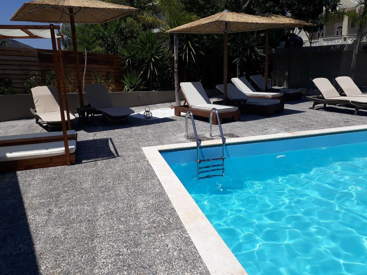 Almirikia Apartments Mourteri Luaran gambar