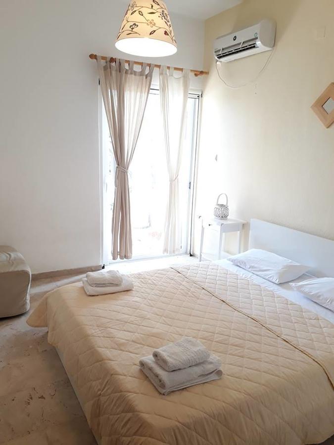 Almirikia Apartments Mourteri Luaran gambar