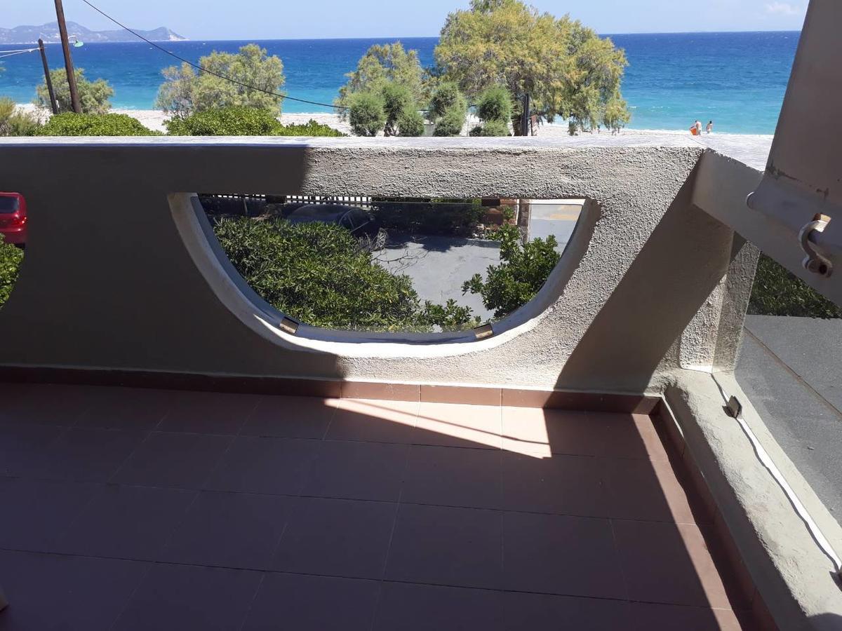 Almirikia Apartments Mourteri Luaran gambar