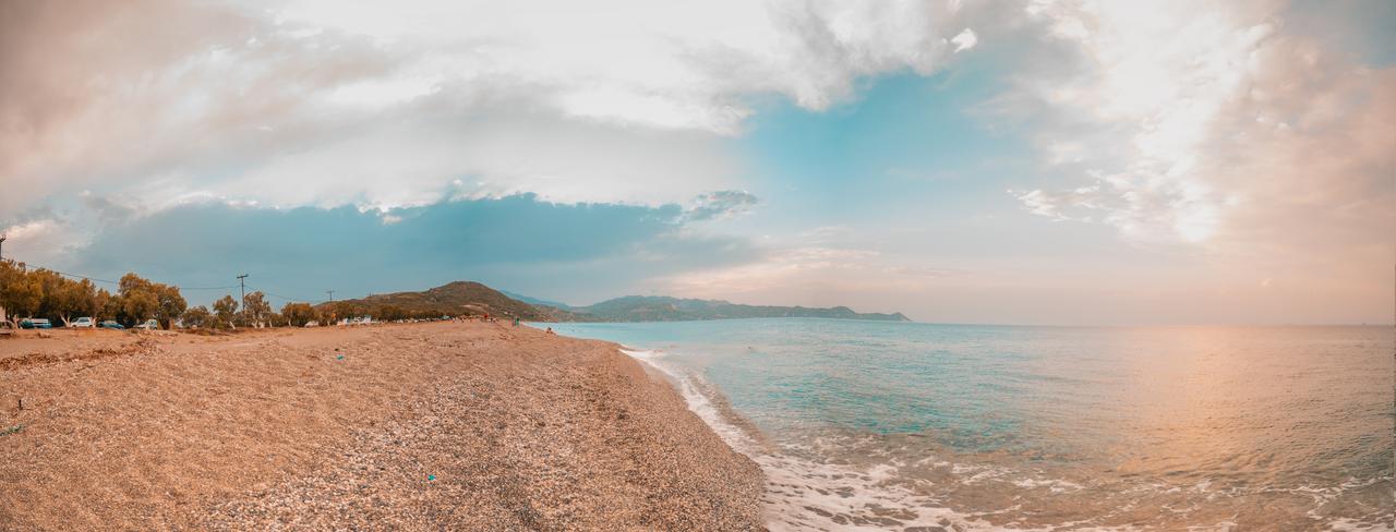 Almirikia Apartments Mourteri Luaran gambar